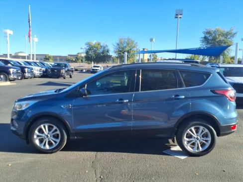 Used 2018 Ford Escape SE image 7