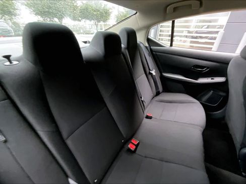 Certified 2025 Nissan Sentra S image 18