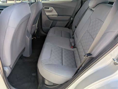 Used 2019 Kia Niro LX FWD image 17