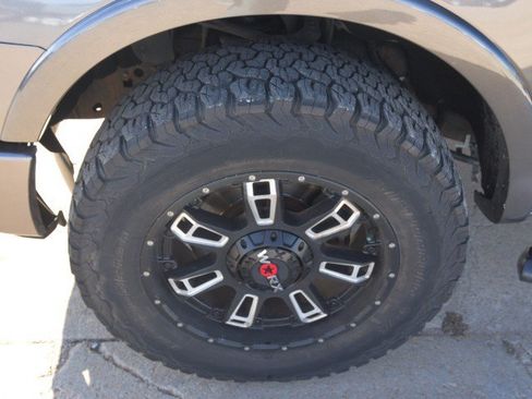 Used 2013 Ford F150 Platinum AWD/4WD image 12