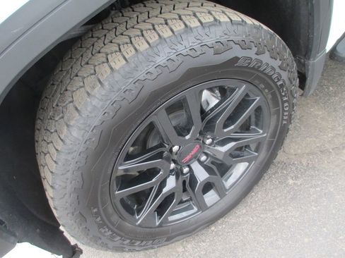 Used 2025 GMC Sierra 1500 Elevation w/ Elevation Premium Package image 14