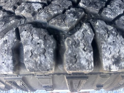 Used 1999 Ford F350 XL image 12