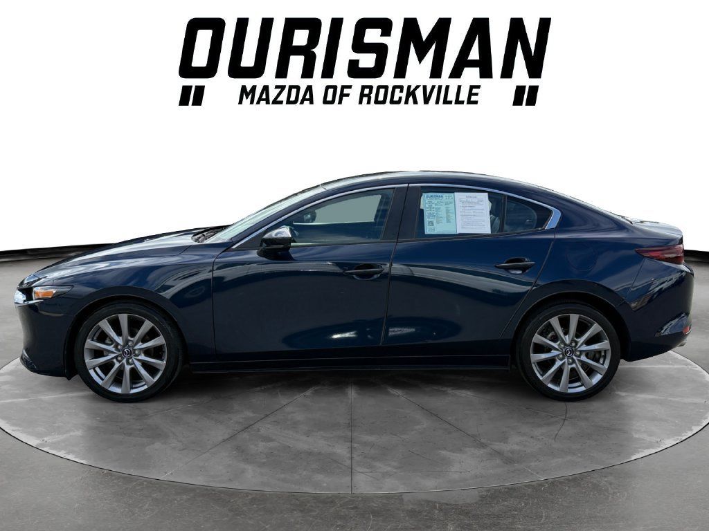 Used 2021 MAZDA MAZDA3 s FWD image 3