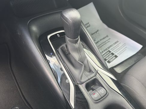 Certified 2022 Toyota Corolla LE FWD image 7