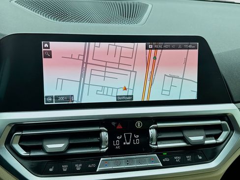 Used 2022 BMW 330i 330i w/ Driving Assistance Package image 9