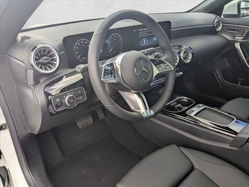 Used 2026 Mercedes-Benz CLA 250 image 3