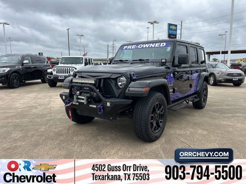 Used 2019 Jeep Wrangler Unlimited Sahara AWD/4WD image 1