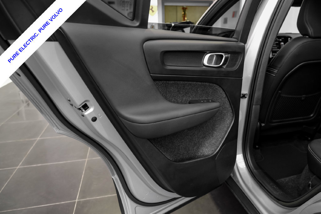 Used 2023 Volvo XC40 Recharge Plus AWD/4WD image 42