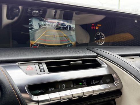 Used 2019 Lexus LC 500 Coupe image 29