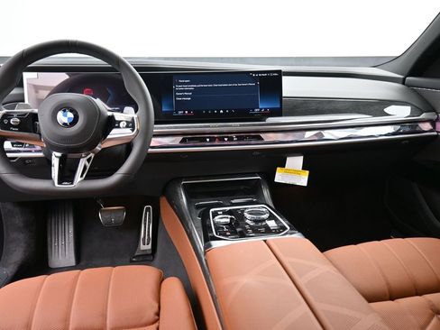 New 2026 BMW 740i xDrive image 23