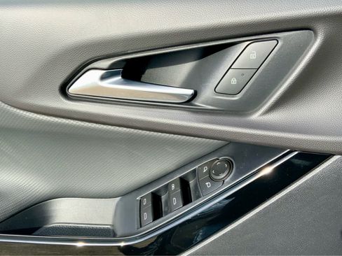 New 2026 Chevrolet Equinox LT w/ Safety and Technology Package FWD image 50