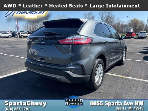 Used 2023 Ford Edge SEL image 3