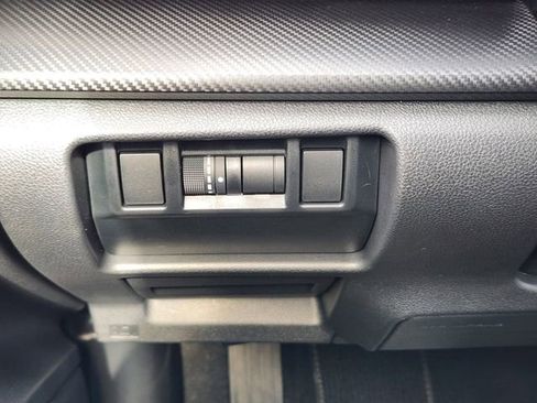 Certified 2025 Subaru Crosstrek 2.0i Premium image 23