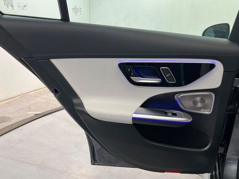New 2026 Mercedes-Benz C 300 4MATIC Sedan image 19