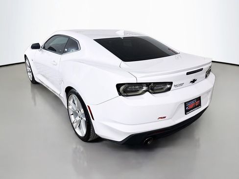 Used 2021 Chevrolet Camaro LT w/ RS Package image 5