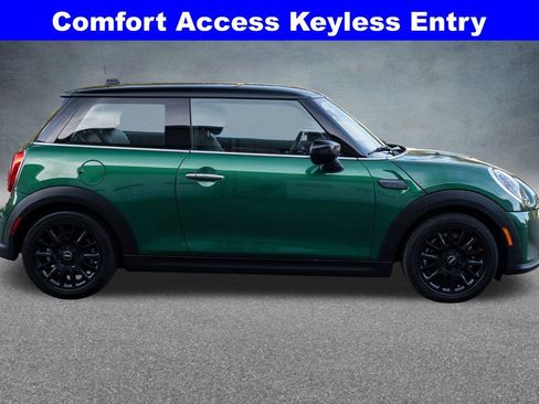 Used 2023 MINI Cooper 2-Door Hardtop image 9