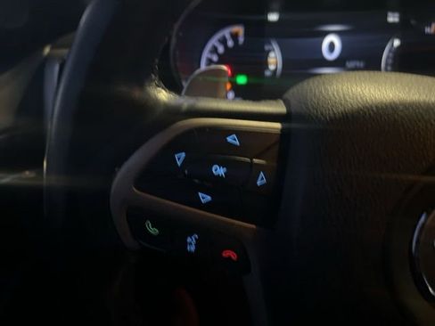 Used 2014 Jeep Grand Cherokee Limited image 7