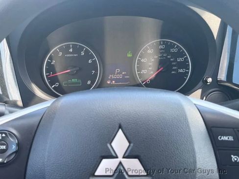 Used 2014 Mitsubishi Outlander ES FWD image 18