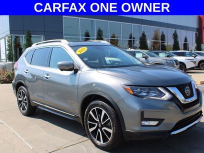 Used 2018 Nissan Rogue SL w/ Premium Package