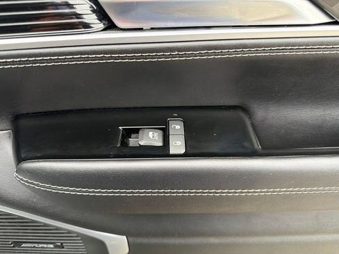 Used 2023 Jeep Wagoneer 4WD Series II w/ Premium Group I image 16