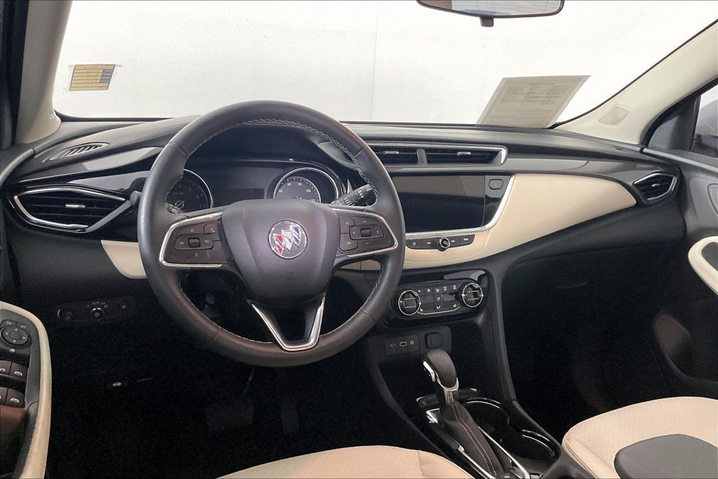 Certified 2022 Buick Encore GX Select FWD image 3