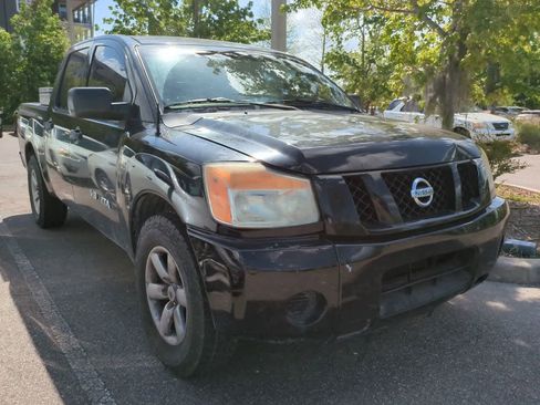 Used 2011 Nissan Titan S w/ S Popular Equipment Pkg image 6