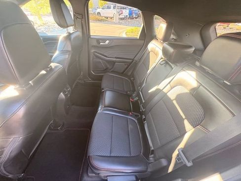 Used 2023 Ford Escape ST-Line AWD/4WD image 30