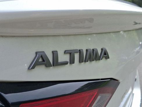 Used 2023 Nissan Altima 2.5 SR image 29