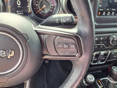 Used 2020 Jeep Wrangler Unlimited Sport w/ Technology Group AWD/4WD image 11
