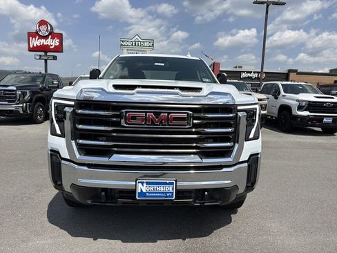 New 2026 GMC Sierra 2500 SLT AWD/4WD image 2