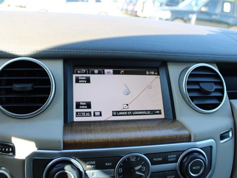 Used 2016 Land Rover LR4 HSE image 21