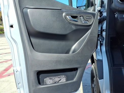 New 2026 Mercedes-Benz Sprinter 2500 image 13