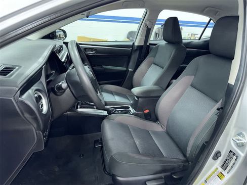 Used 2019 Toyota Corolla LE image 15
