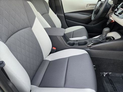 Certified 2026 Toyota Corolla LE image 9