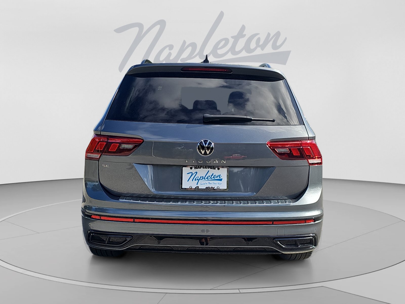 Used 2023 Volkswagen Tiguan SE R-Line FWD image 4