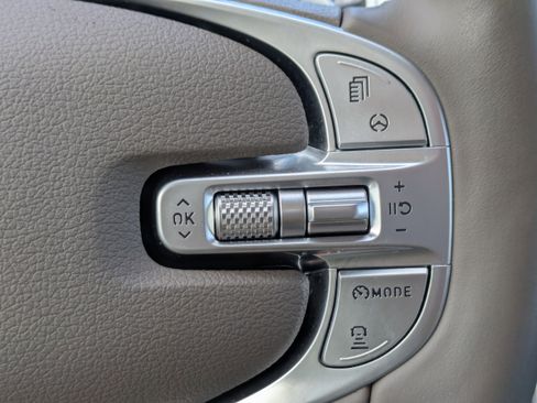 Used 2021 Genesis GV80 2.5T w/ Prestige Package 05 image 30