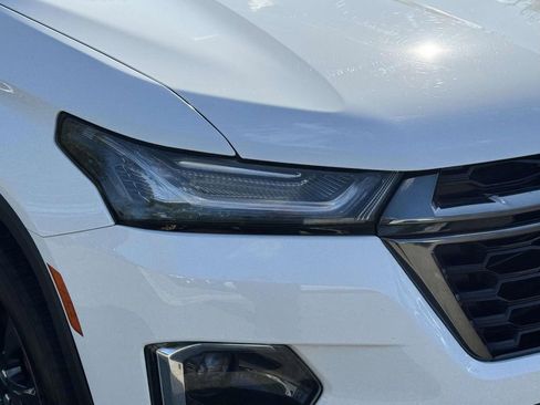 Used 2023 Chevrolet Traverse RS AWD/4WD image 12
