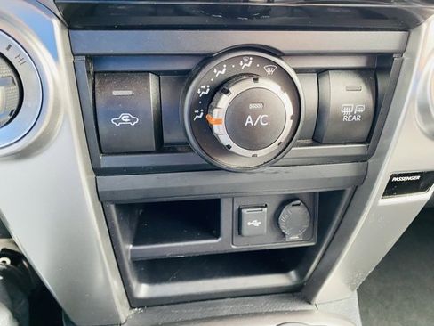 Used 2024 Toyota 4Runner SR5 image 32