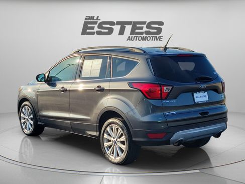 Used 2019 Ford Escape SEL AWD/4WD image 2