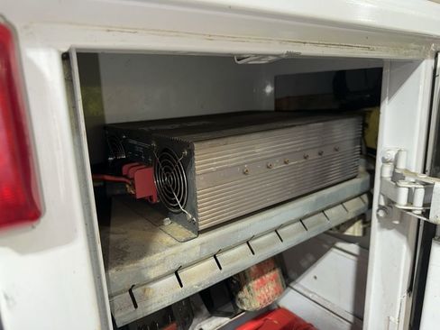 Used 2009 Ford F350 XL image 14