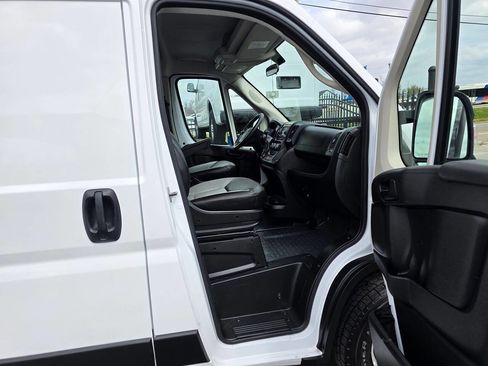 Used 2019 RAM ProMaster 2500 w/ Mopar Trailer Tow Group image 14