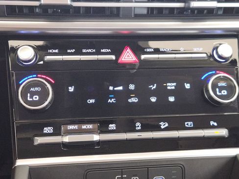 Used 2025 Hyundai Santa Fe XRT AWD/4WD image 19