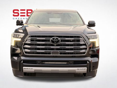 Used 2024 Toyota Sequoia Limited AWD/4WD image 9