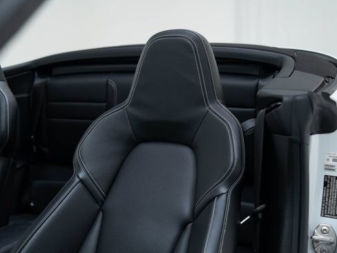 Used 2022 Porsche 911 Carrera GTS RWD image 14