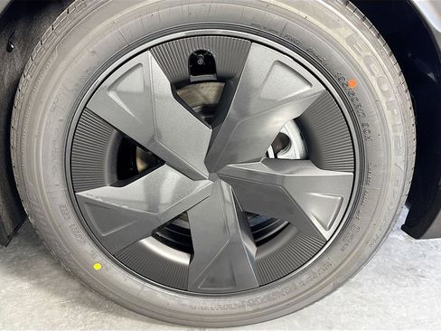 New 2026 Toyota Prius LE image 30