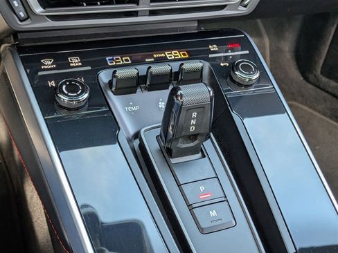 Used 2021 Porsche 911 Turbo S image 21