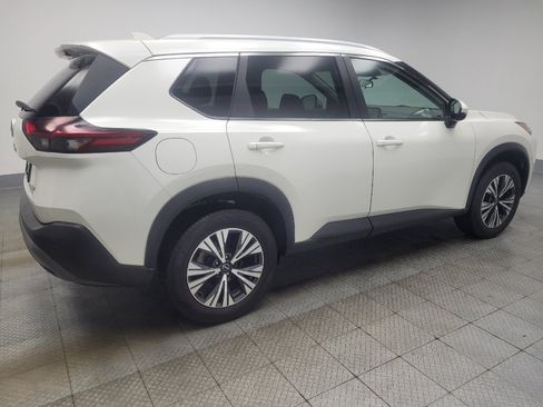 Used 2022 Nissan Rogue SV w/ SV Premium Package FWD image 10