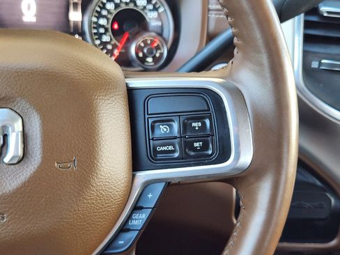 Used 2020 RAM 2500 Laramie image 33