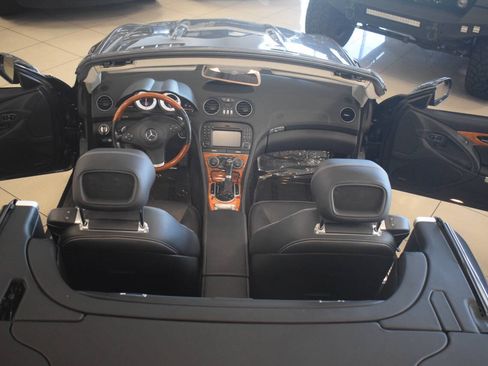 Used 2012 Mercedes-Benz SL 550 image 43