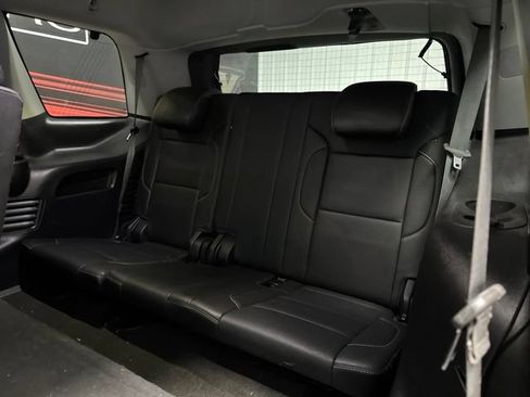 Used 2018 GMC Yukon SLT AWD/4WD image 6
